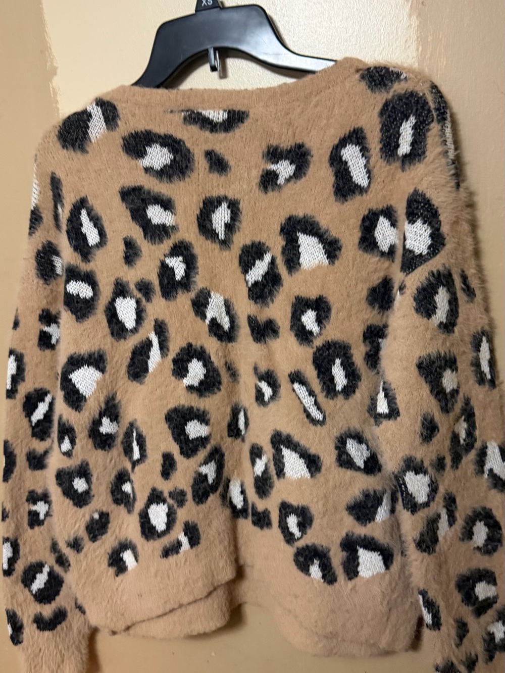 Express Fuzzy Leopard Crewneck Sweater - Tan/Black/White